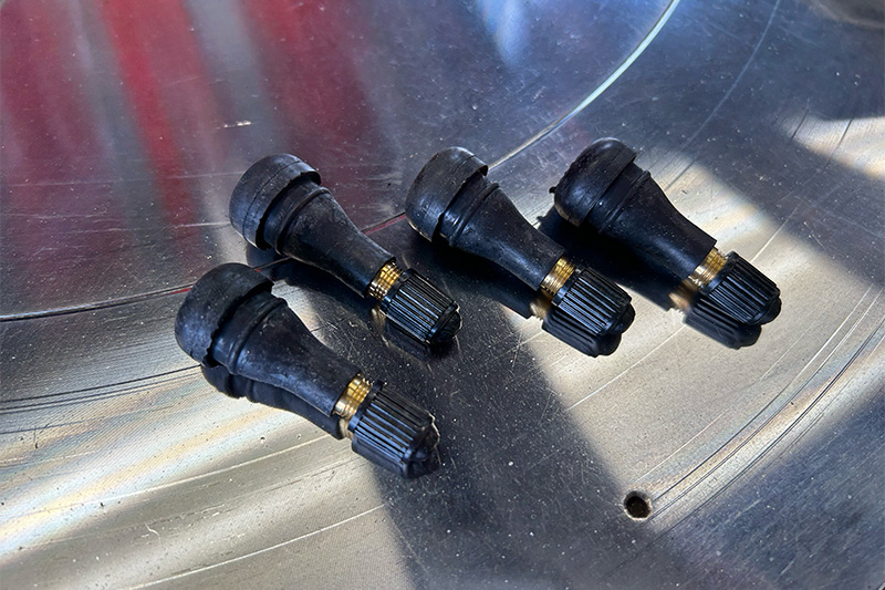 ゴムバルブ交換